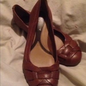 Naturalizer cognac leather flats